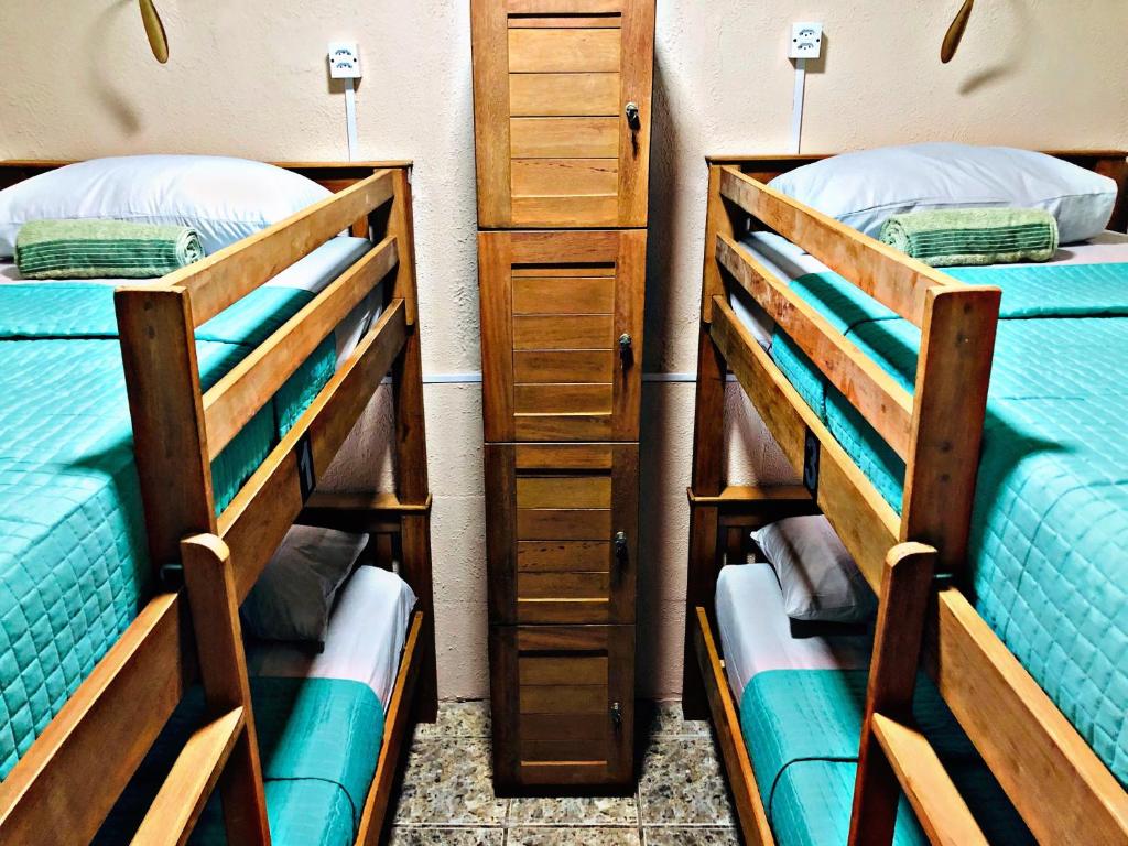 Hostel ilha do amor room 1