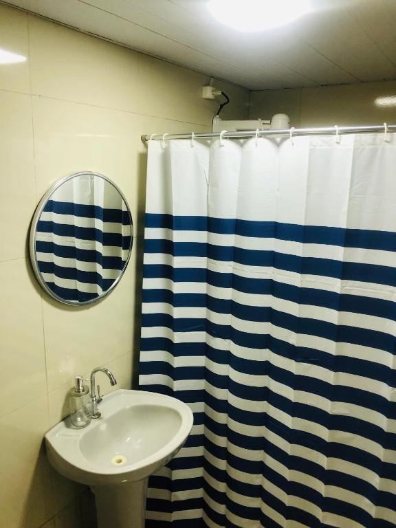 Hostel ilha do amor room 2