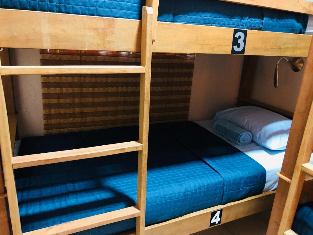 Hostel ilha do amor room 4